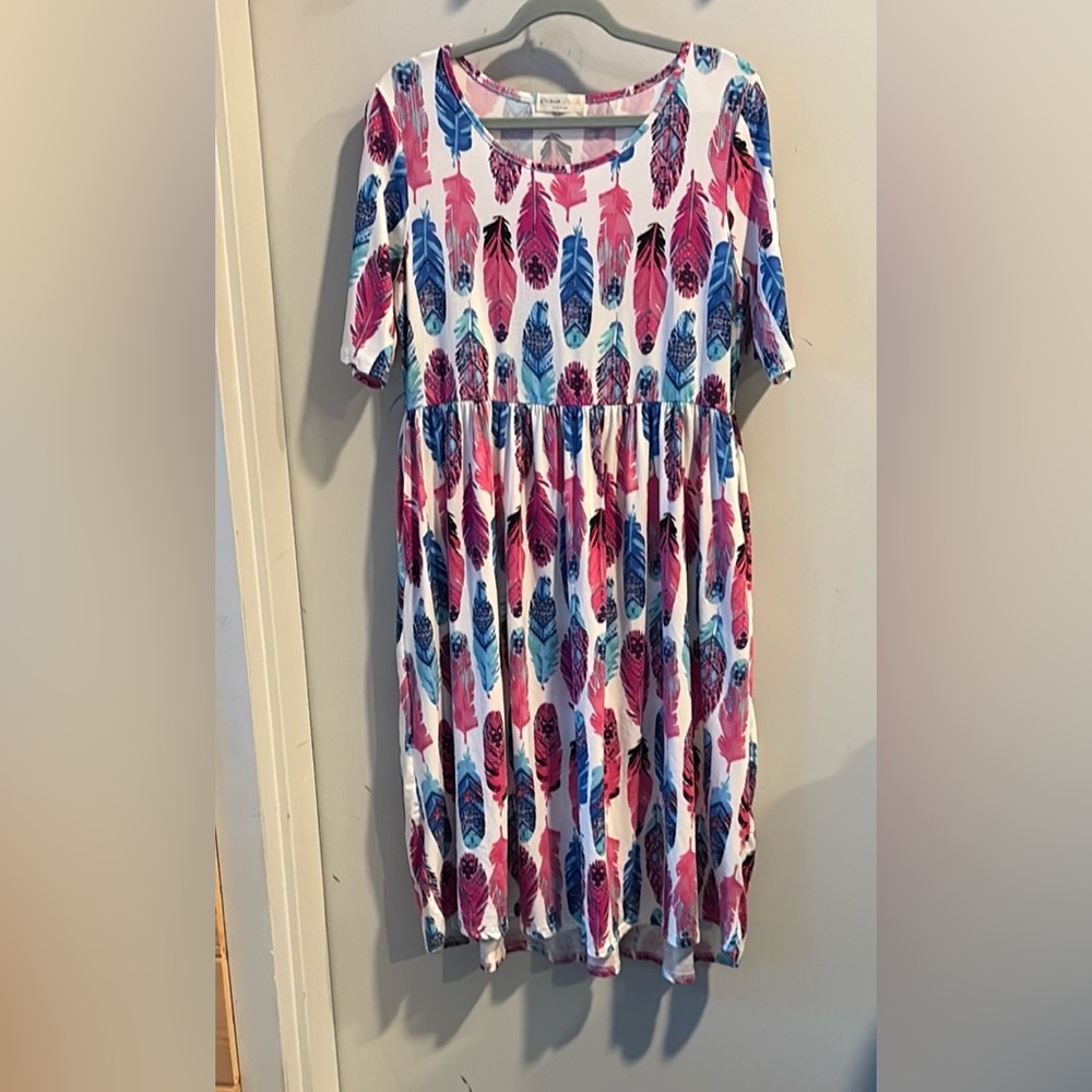 Perfect Peach Feather Print Midi Dress
